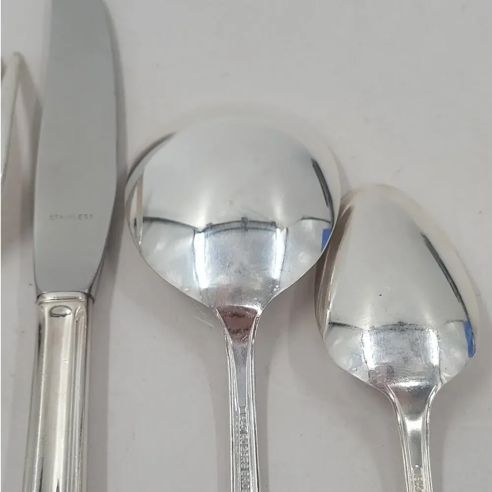 Rogers Brothers‎ Silver Plate Eternally Yours Coquette 6-8